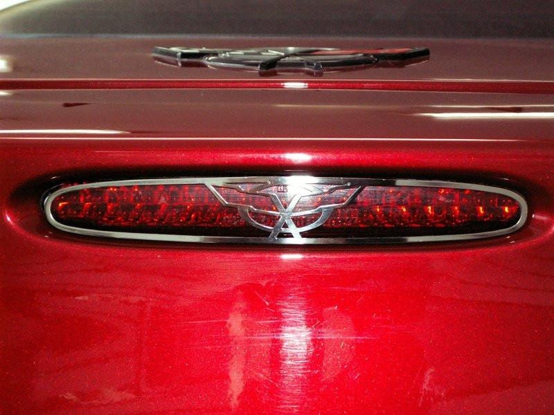 Brown 1997-2004 C5 Corvette - 5th Brake Light Grille w/Crossed Flags 1Pc - Polished Finish