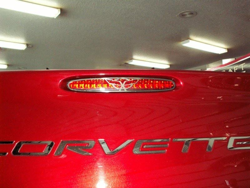 Brown 1997-2004 C5 Corvette - 5th Brake Light Grille w/Crossed Flags 1Pc - Polished Finish