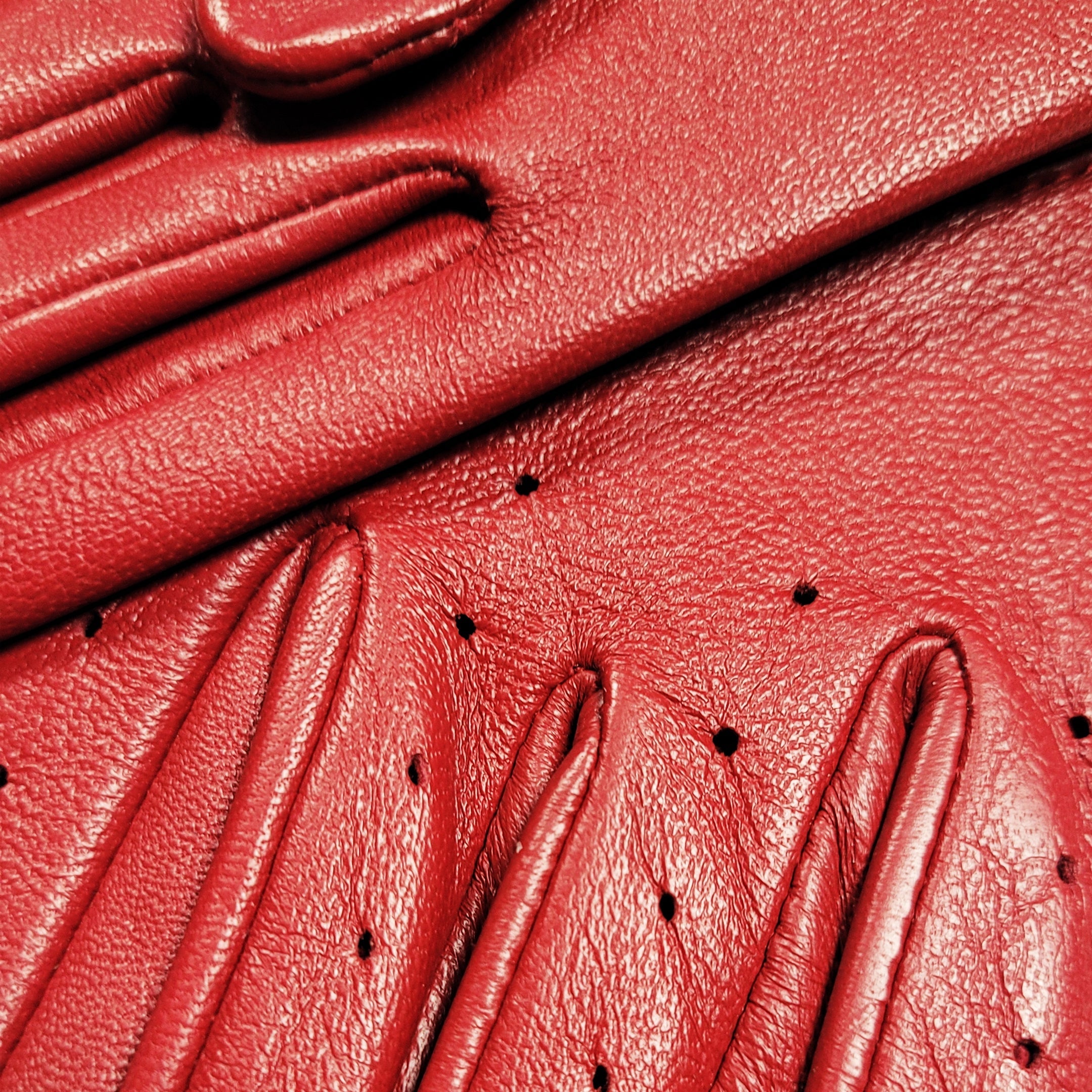 Maroon V-Series Driving Gloves - Women