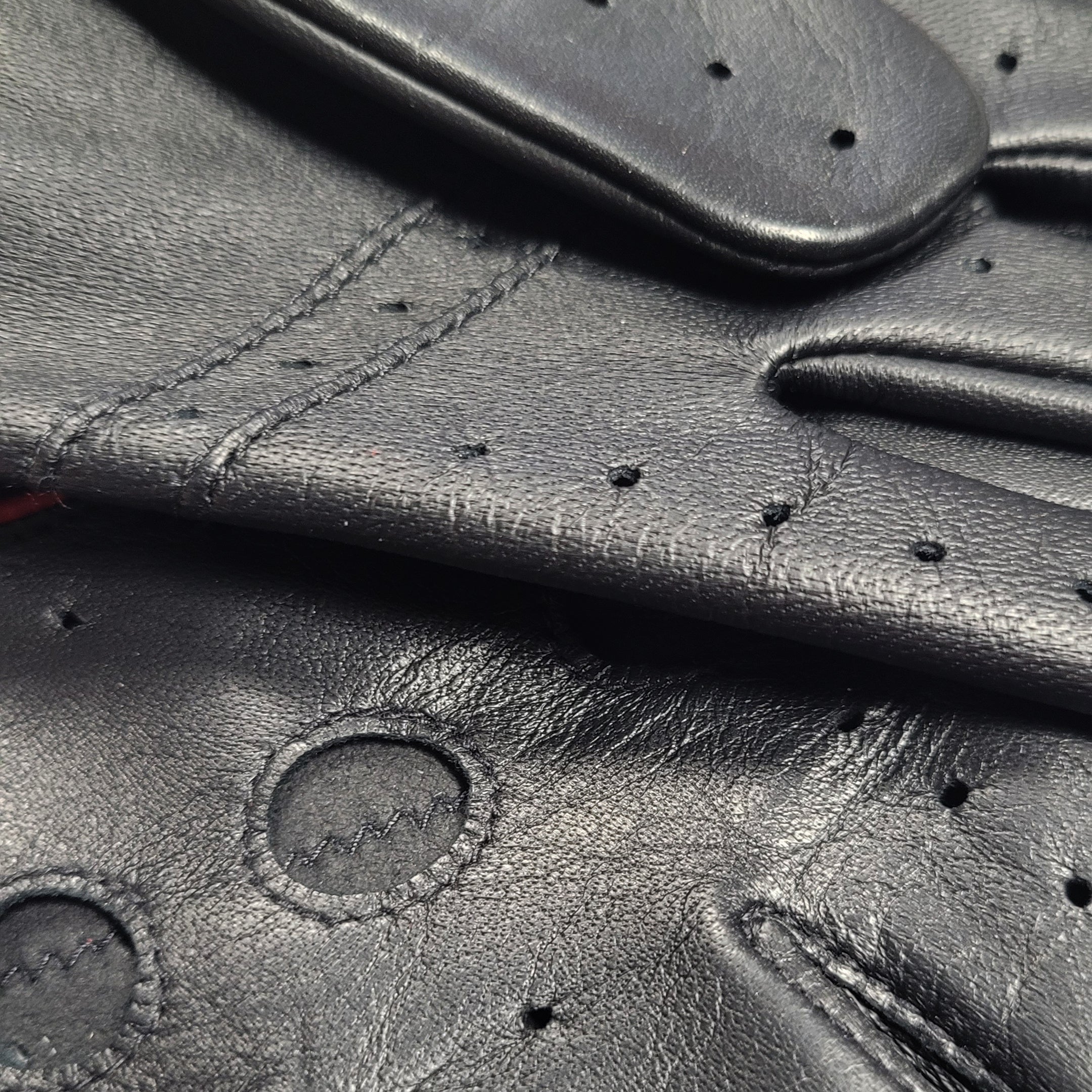 Dim Gray V-Series Driving Gloves - Men