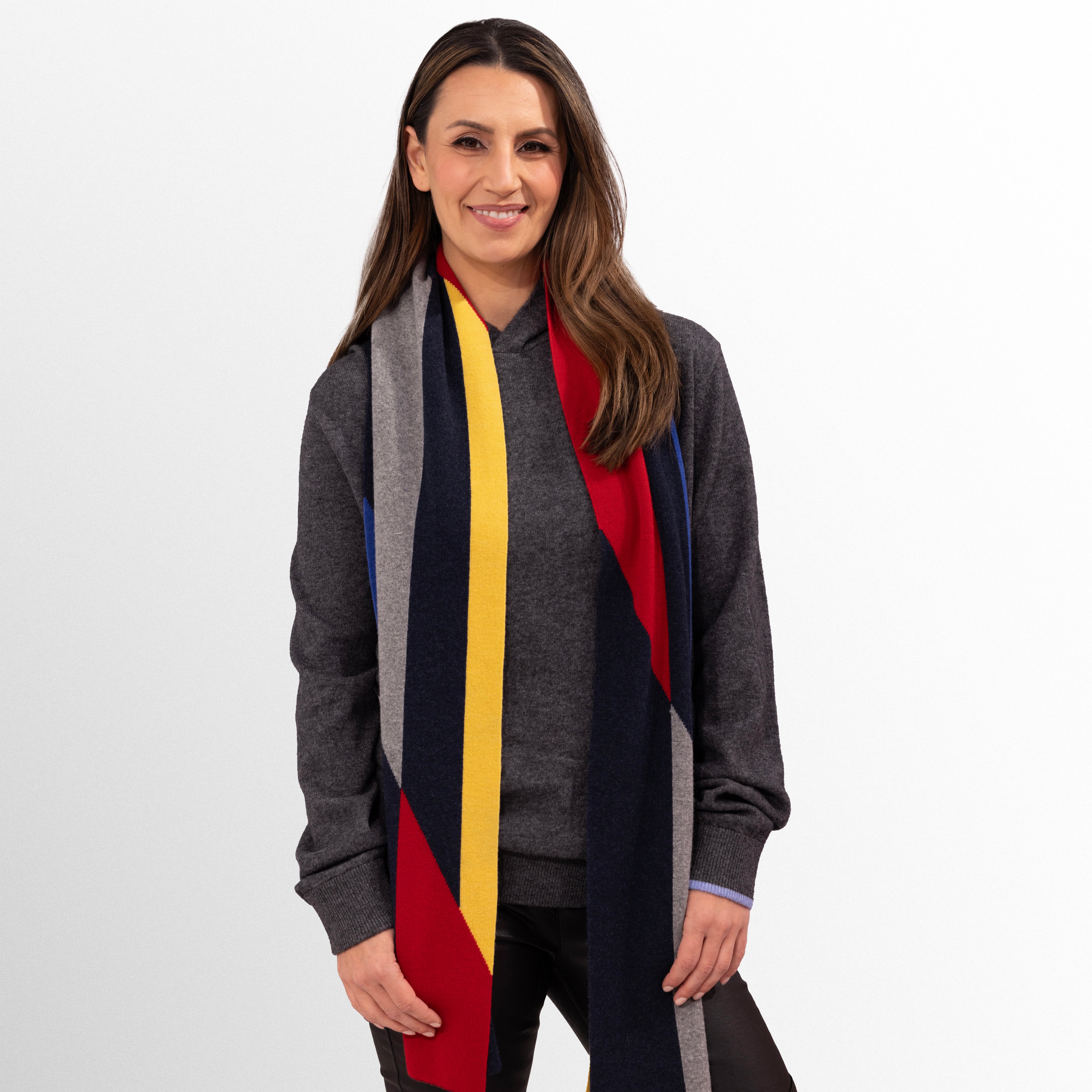 Lavender V-Series Bold Rhombus Scarf